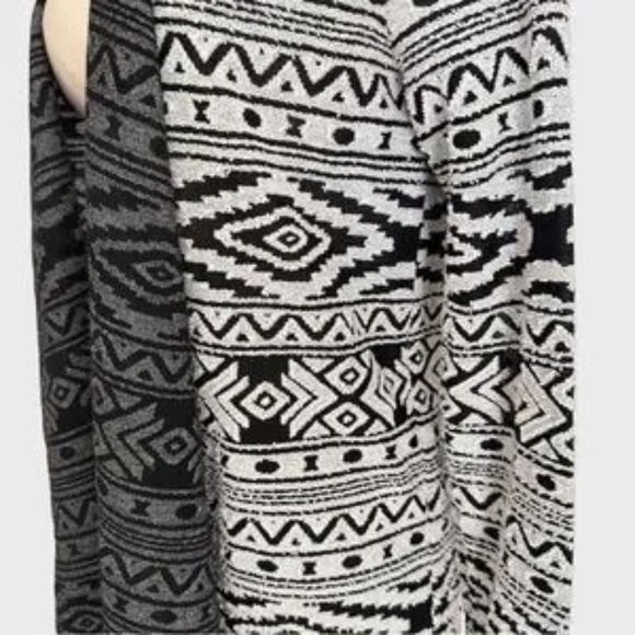 American Eagle Outfitters Tribal Open Front Aztec Cardigan - Picture 5 of 6